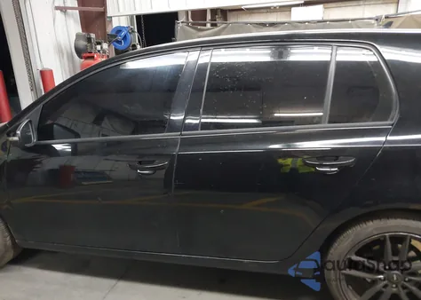 2014 Volkswagen Golf 2.5L from USA, damaged, VIN WVWDB7AJ5EW003072